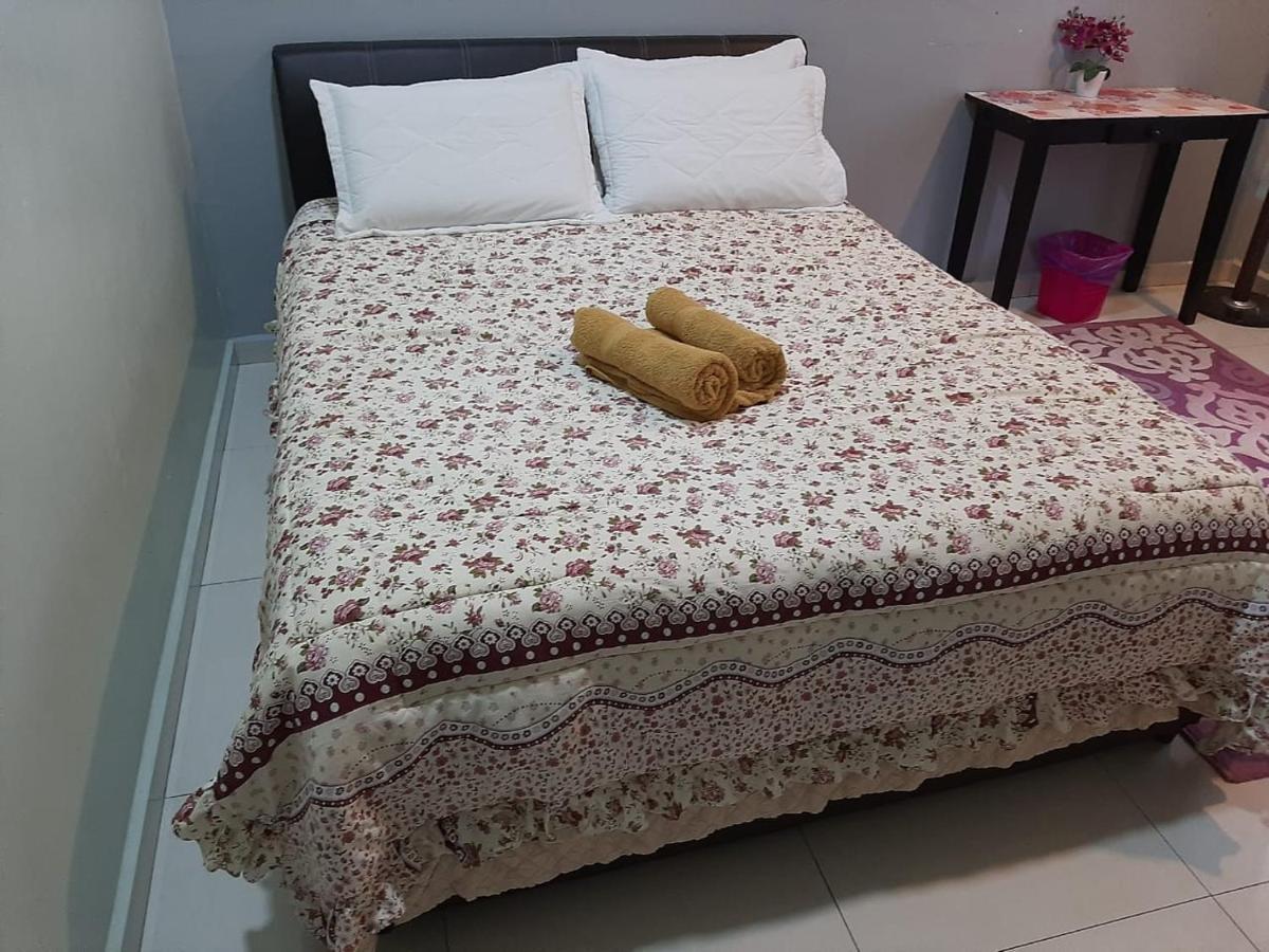 Twin Castle Homestay Kuala Pilah Zewnętrze zdjęcie