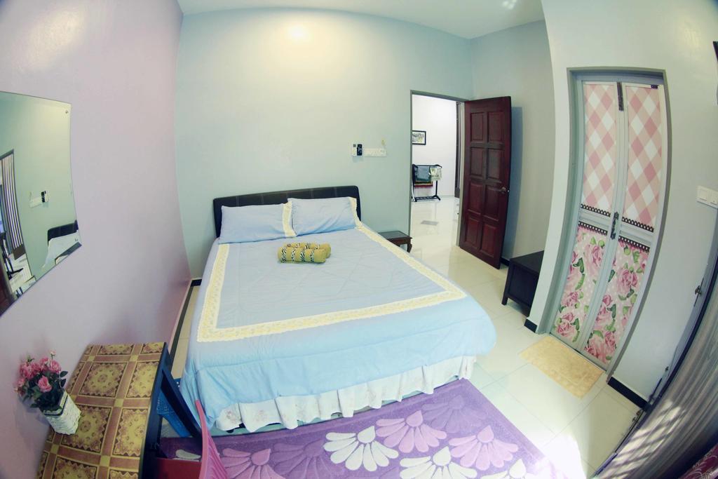 Twin Castle Homestay Kuala Pilah Zewnętrze zdjęcie